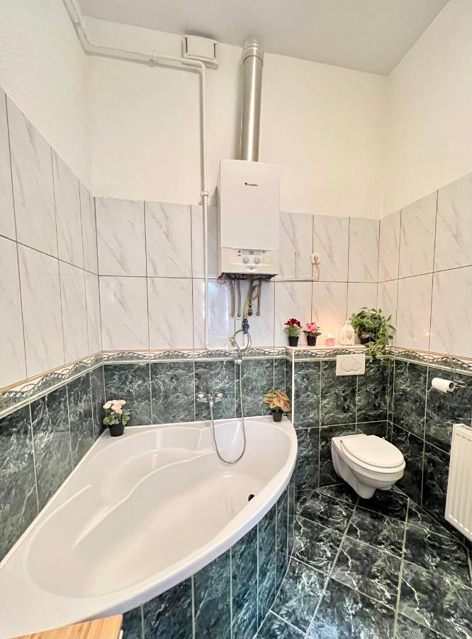 Kerepesi 3 - Opposite Keleti Station Apartment Будапеща Екстериор снимка