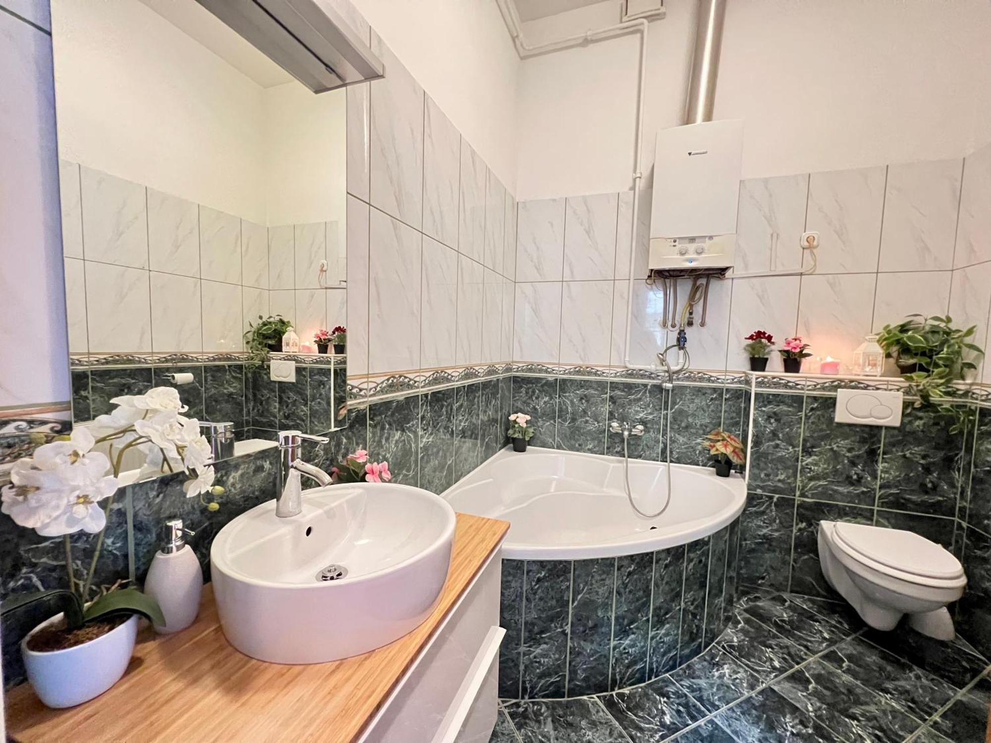 Kerepesi 3 - Opposite Keleti Station Apartment Будапеща Екстериор снимка